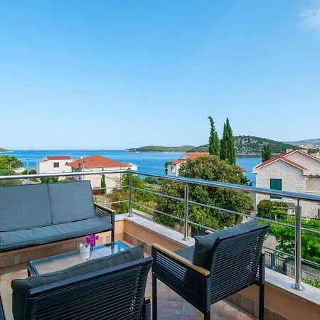 Apartman 2 Bedroom Gorgeous In Razanj