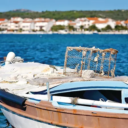 2 Bedroom Gorgeous In