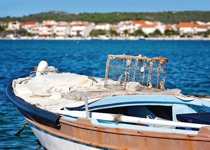 2 Bedroom Gorgeous In