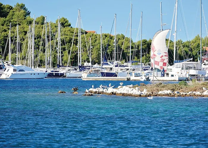 2 Bedroom Gorgeous In Lejlighed *